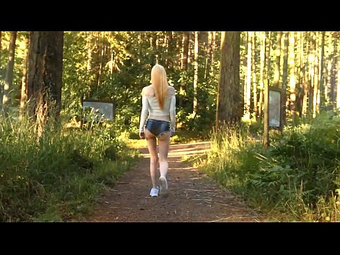 ❤️ Лепа жена се креће полако, а не голи видео Секс видео код нас sr.porn-evooli.ru ﹏